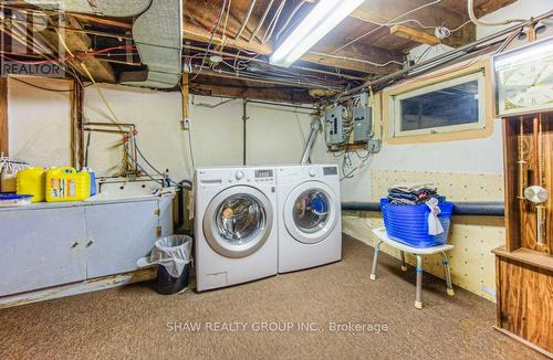 19 Waterside Ave, Cambridge, ON - Indoor Photo Showing Laundry Room