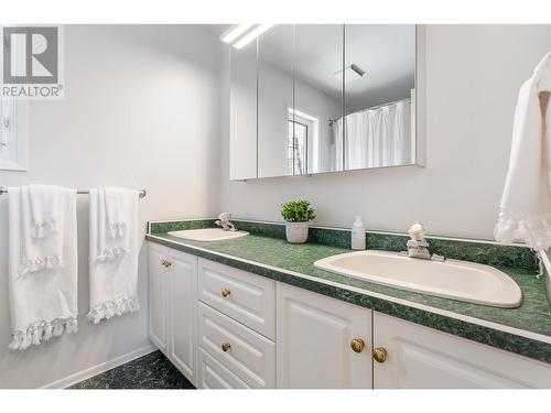 3480 7Th Street, Naramata, BC - Indoor Photo Showing Bathroom