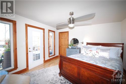 11 Fairway Drive, Petawawa, ON - Indoor Photo Showing Bedroom