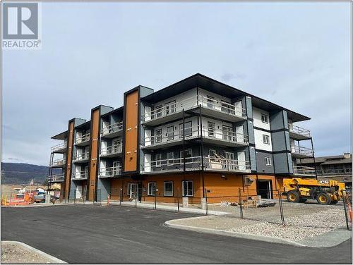 5601 Lakeshore Drive Unit# 304, Osoyoos, BC - Outdoor With Balcony With Facade