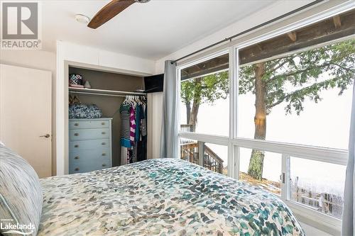 4845 Kennisis Lake Road, Haliburton, ON - Indoor Photo Showing Bedroom