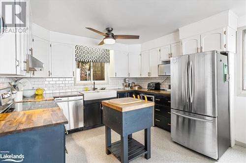 4845 Kennisis Lake Road, Haliburton, ON - Indoor Photo Showing Kitchen With Upgraded Kitchen