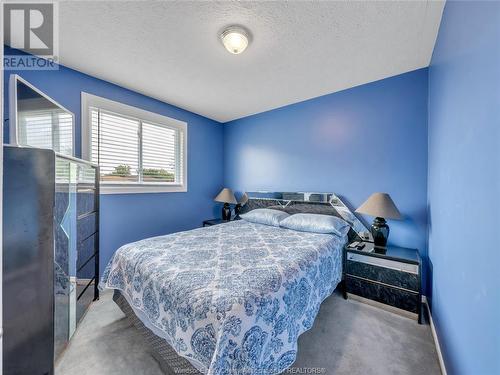 4005 Maple Leaf Crescent, Windsor, ON - Indoor Photo Showing Bedroom