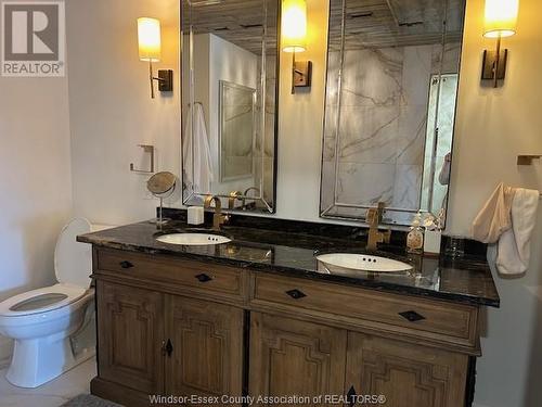 2175 Wyandotte Street East Unit# 410, Windsor, ON - Indoor Photo Showing Bathroom