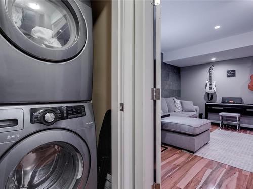 6-3277 Broadview Road, West Kelowna, BC - Indoor Photo Showing Laundry Room