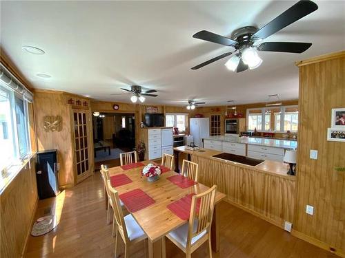 32 Wright St, Gull Lake, MB 