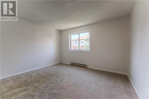 565 Greenfield Avenue Unit# 406, Kitchener, ON - Indoor Photo Showing Other Room