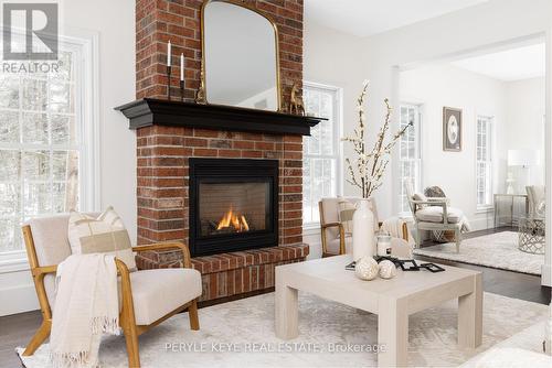 27 Daleman Dr, Bracebridge, ON - Indoor Photo Showing Living Room With Fireplace