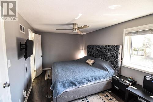 #31 -77 Linwell Rd, St. Catharines, ON - Indoor Photo Showing Bedroom