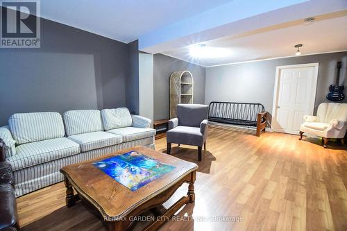 #31 -77 Linwell Rd, St. Catharines, ON - Indoor Photo Showing Living Room