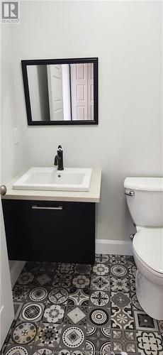 76 Jordan Cres, Moncton, NB - Indoor Photo Showing Bathroom