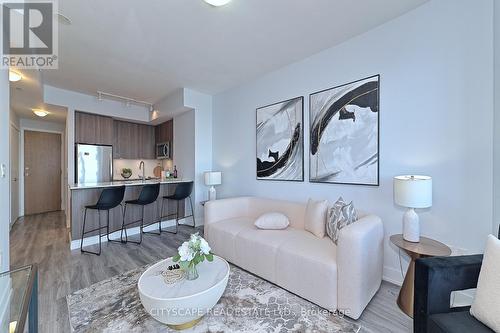 3808 - 20 Shore Breeze Drive, Toronto, ON - Indoor Photo Showing Living Room