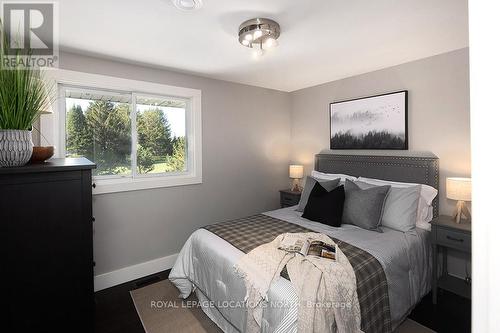 45 Duncan St W, Blue Mountains, ON - Indoor Photo Showing Bedroom