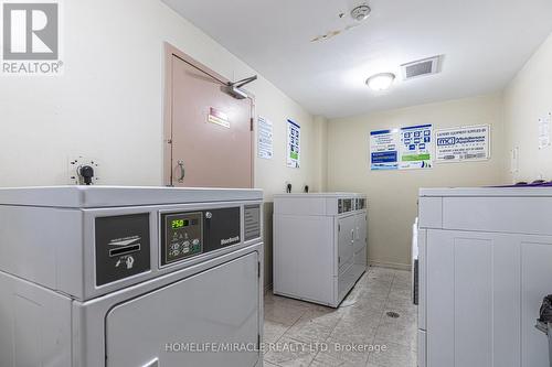 502 - 626 First Street, London, ON - Indoor Photo Showing Laundry Room