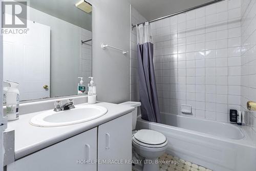 502 - 626 First Street, London, ON - Indoor Photo Showing Bathroom
