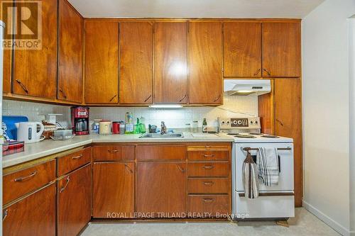 181 Mckellar Street, Southwest Middlesex, ON - Indoor Photo Showing Kitchen