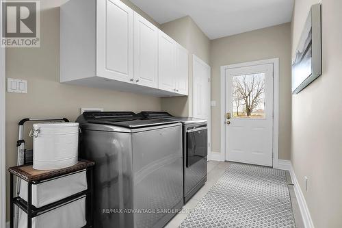 23790 Denfield Road, Middlesex Centre, ON - Indoor Photo Showing Laundry Room