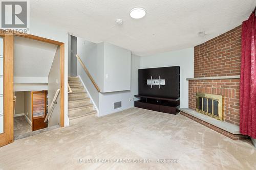 768 Thistle Down Crt, Mississauga, ON - Indoor With Fireplace