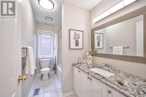 4770 Deforest Crescent, Burlington, ON - Indoor Photo Showing Bathroom