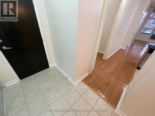 307 - 388 Prince Of Wales Drive, Mississauga, ON - Indoor Photo Showing Other Room