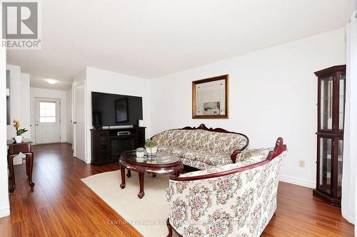 77 - 5610 Montevideo Road, Mississauga, ON - Indoor Photo Showing Living Room