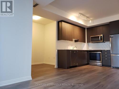 269 - 60 Ann O'Reilly Road, Toronto, ON - Indoor Photo Showing Kitchen