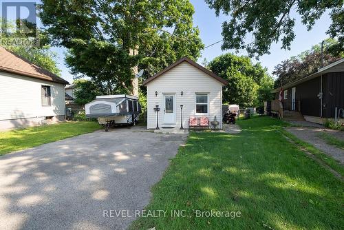 167 Grand River Ave, Brantford, ON - Outdoor