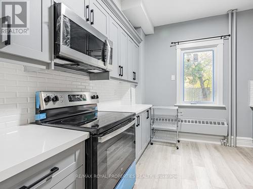 84 Doncaster Ave, Toronto, ON - Indoor Photo Showing Kitchen