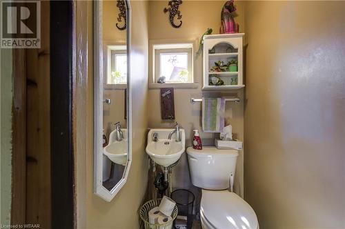 215 Hall Street, Ingersoll, ON - Indoor Photo Showing Bathroom