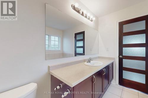 1177 Edward Bolton Cres, Oshawa, ON - Indoor Photo Showing Bathroom