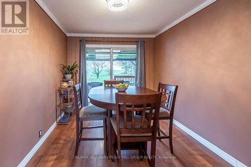 6582 Yonge St, Innisfil, ON - Indoor Photo Showing Dining Room