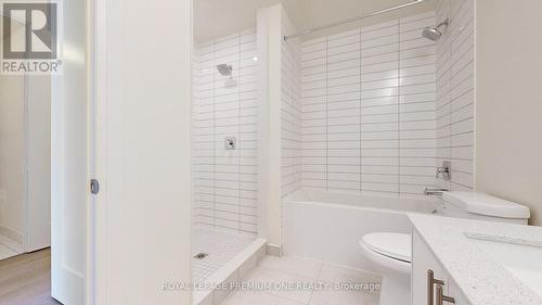 #Ph203 -9000 Jane St, Vaughan, ON - Indoor Photo Showing Bathroom