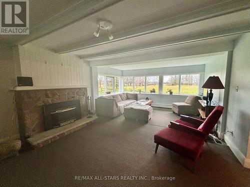 362 Victoria Road, Georgina, ON - Indoor With Fireplace