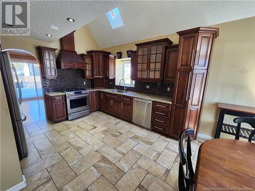 42 Thibaudeau Avenue, Edmundston, NB - Indoor Photo Showing Kitchen