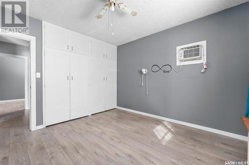 712 Main Street S, Moose Jaw, SK - Indoor Photo Showing Other Room
