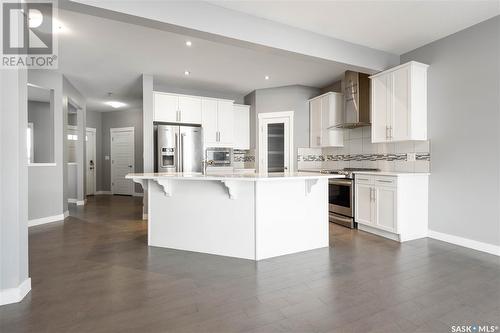5424 Green Apple Drive E, Regina, SK - Indoor Photo Showing Kitchen With Stainless Steel Kitchen With Upgraded Kitchen