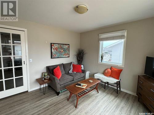 992 Thompson Crescent, La Ronge, SK - Indoor Photo Showing Living Room