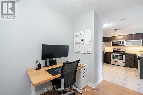 #2808 -275 Yorkland Rd, Toronto, ON - Indoor Photo Showing Office