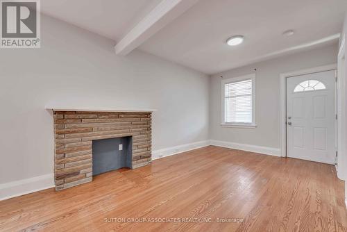 107 Alameda Ave, Toronto, ON - Indoor With Fireplace