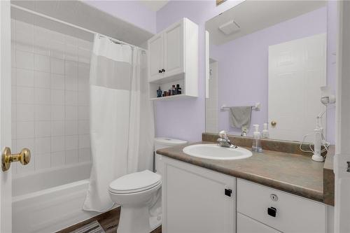 115 Devine Crescent, Thorold, ON - Indoor Photo Showing Bathroom