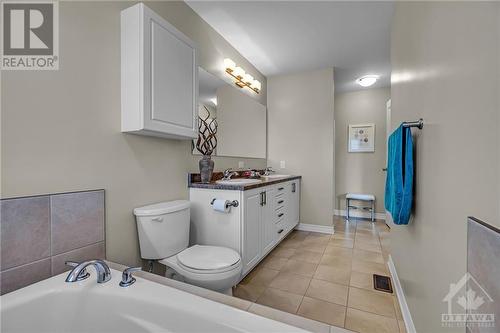 123 Poplin Street, Ottawa, ON - Indoor Photo Showing Bathroom