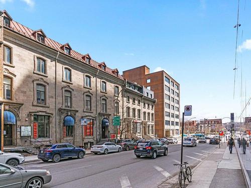 Exterior - 301-1037 Rue St-Denis, Montréal (Ville-Marie), QC - Outdoor With Facade