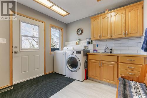 Balgonie Acreage - 10.71 Acres, Balgonie, SK - Indoor Photo Showing Laundry Room