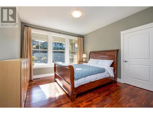 470 Trumpeter Road, Kelowna, BC - Indoor Photo Showing Bedroom