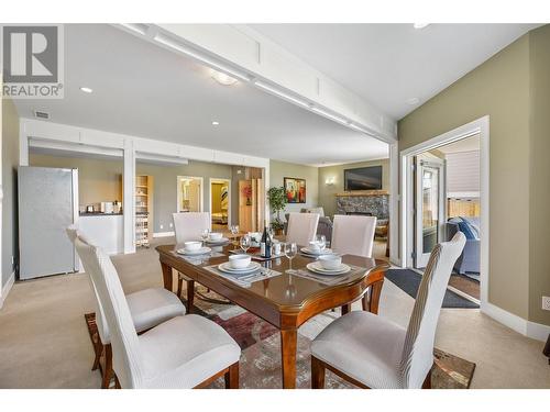 470 Trumpeter Road, Kelowna, BC - Indoor Photo Showing Dining Room