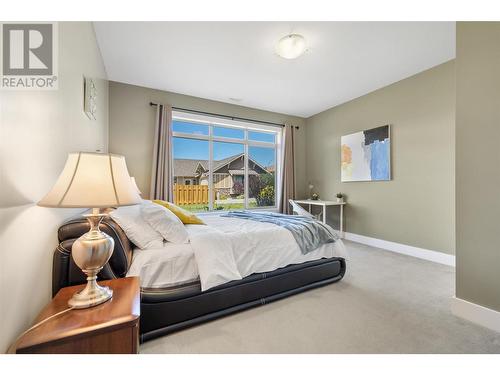 470 Trumpeter Road, Kelowna, BC - Indoor Photo Showing Bedroom