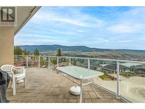 2726 Cliffshore Drive, Lake Country, BC - Outdoor