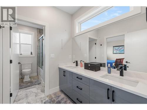 3600 Silver Way, West Kelowna, BC - Indoor Photo Showing Bathroom