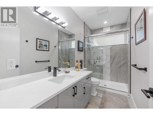 3600 Silver Way, West Kelowna, BC - Indoor Photo Showing Bathroom