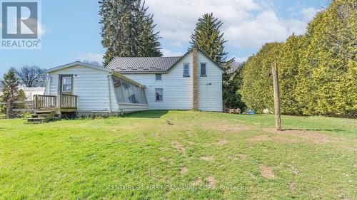 23698 Sutherland Rd, Strathroy-Caradoc, ON - Outdoor